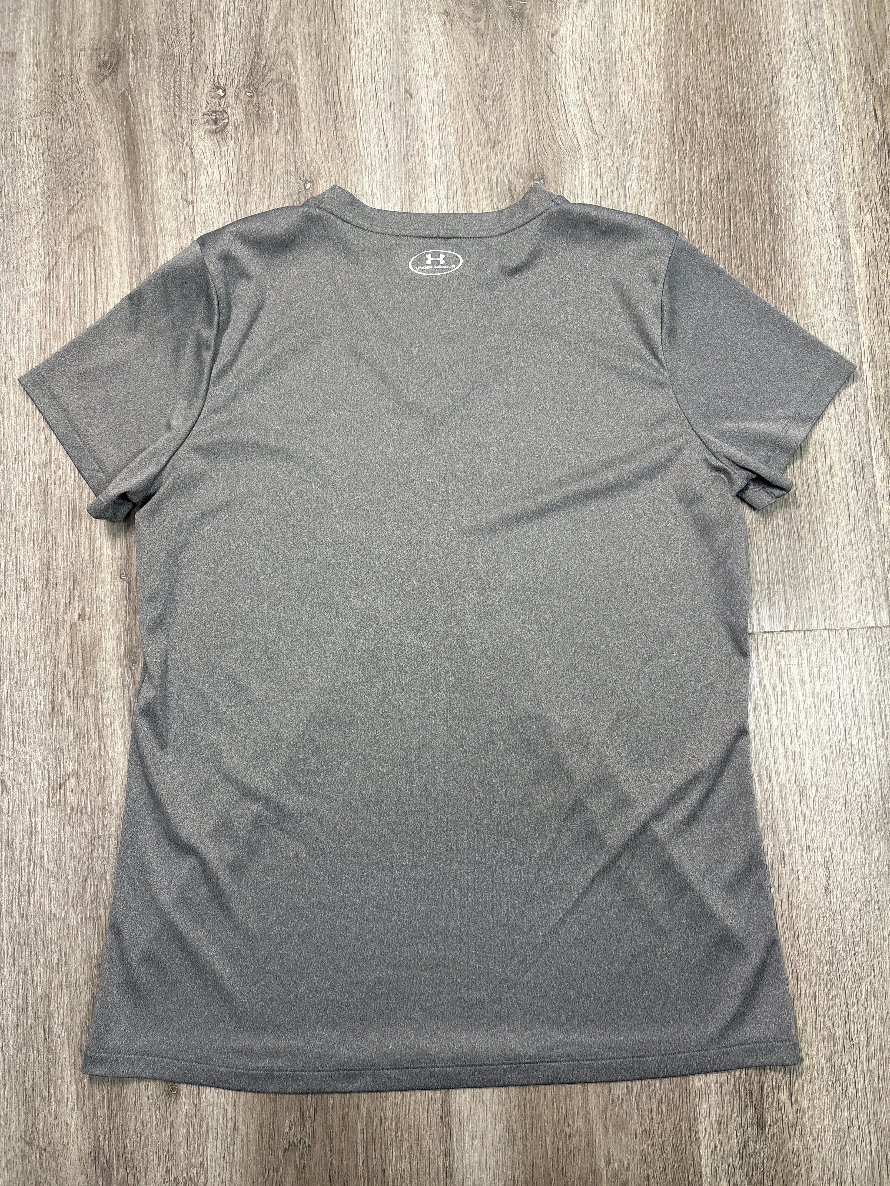Athletic Top Short Sleeve By Under Armour In Grey, Size: L