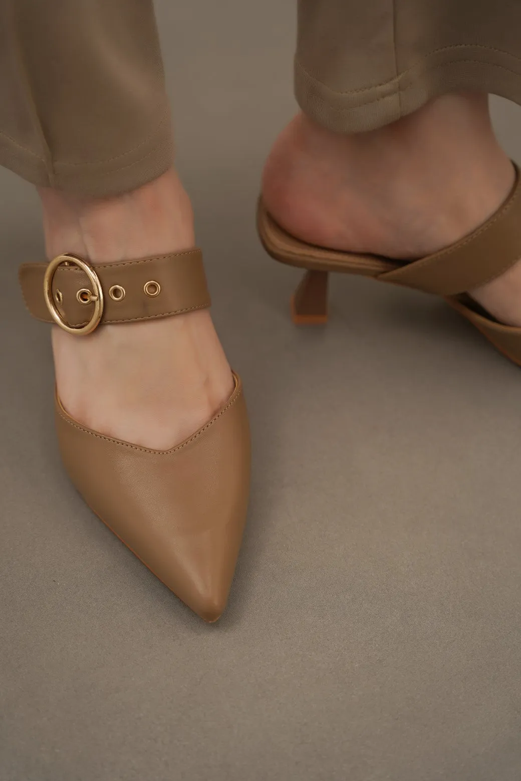 JENNA HEELS